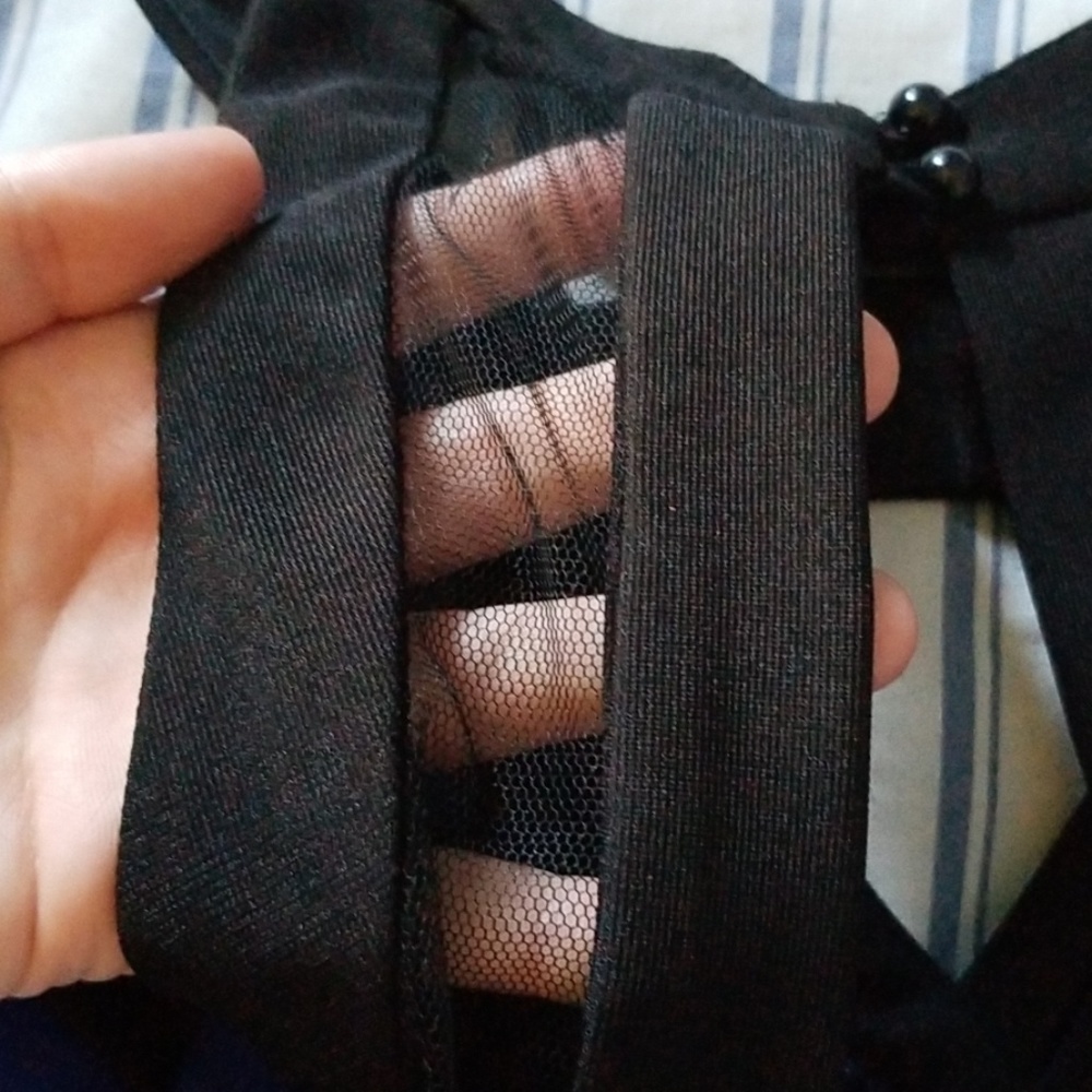 Dress - Picture 3 of 4